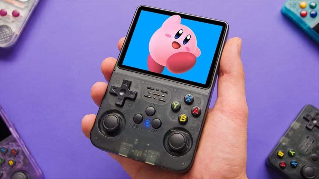 Test de la R36S : la console rétro à 30 € vaut-elle le coup ? Interface du système d'exploitation avec menu de sélection des jeux
